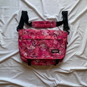 EASTPAK MESSENGER BAG PINK