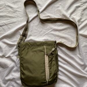 Green sacoche